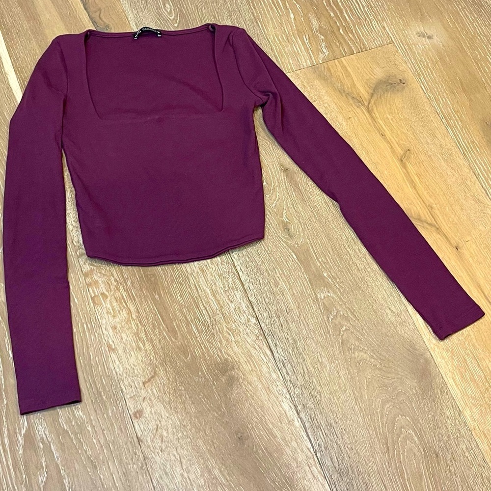 Zara Long Sleeved Boat Neck Ribbed Tee Size Small